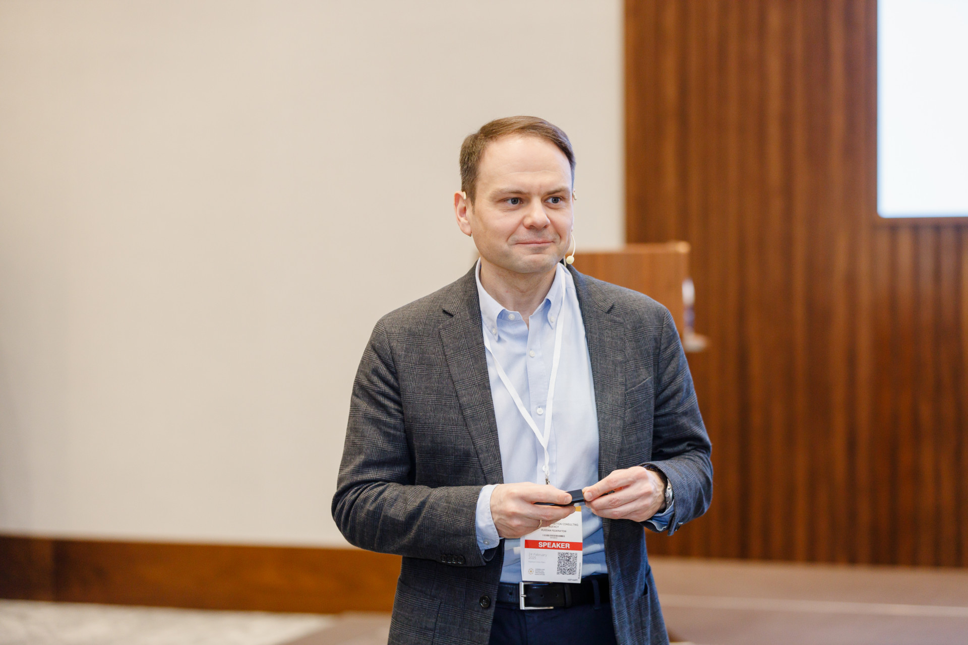 The 6th practical intensive seminar for exhibitors and stand builders is taking place in Baku